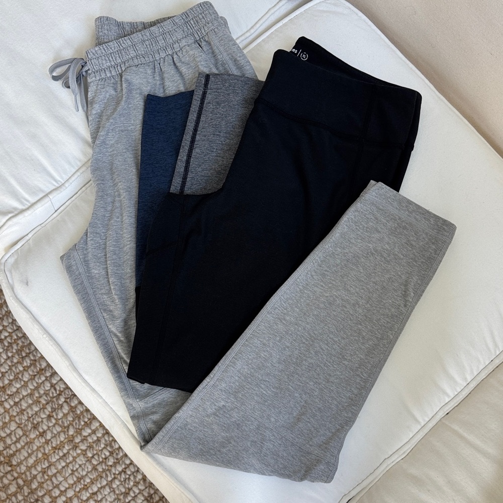 Outdoor Voices Fitness Pants Bundle size L and XL